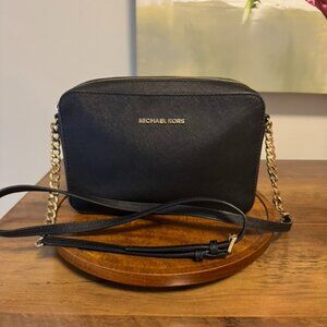 Michael Kors Jet Set Crossbody